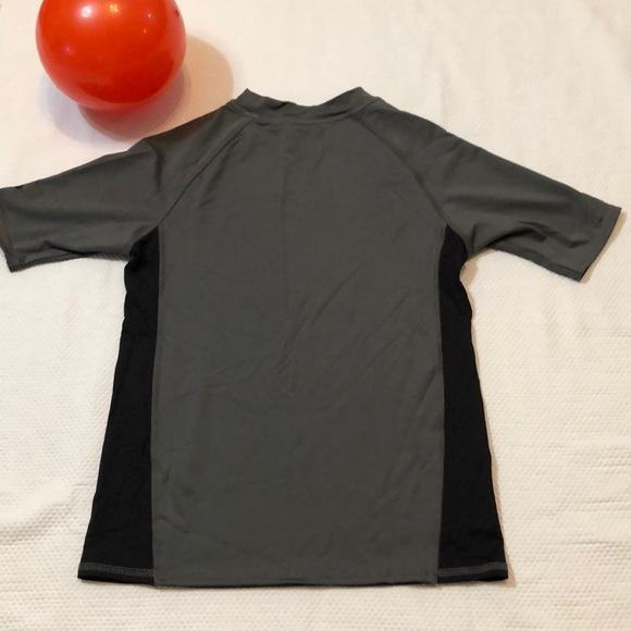 O’Rageous Rashguard XL - Picture 6 of 6